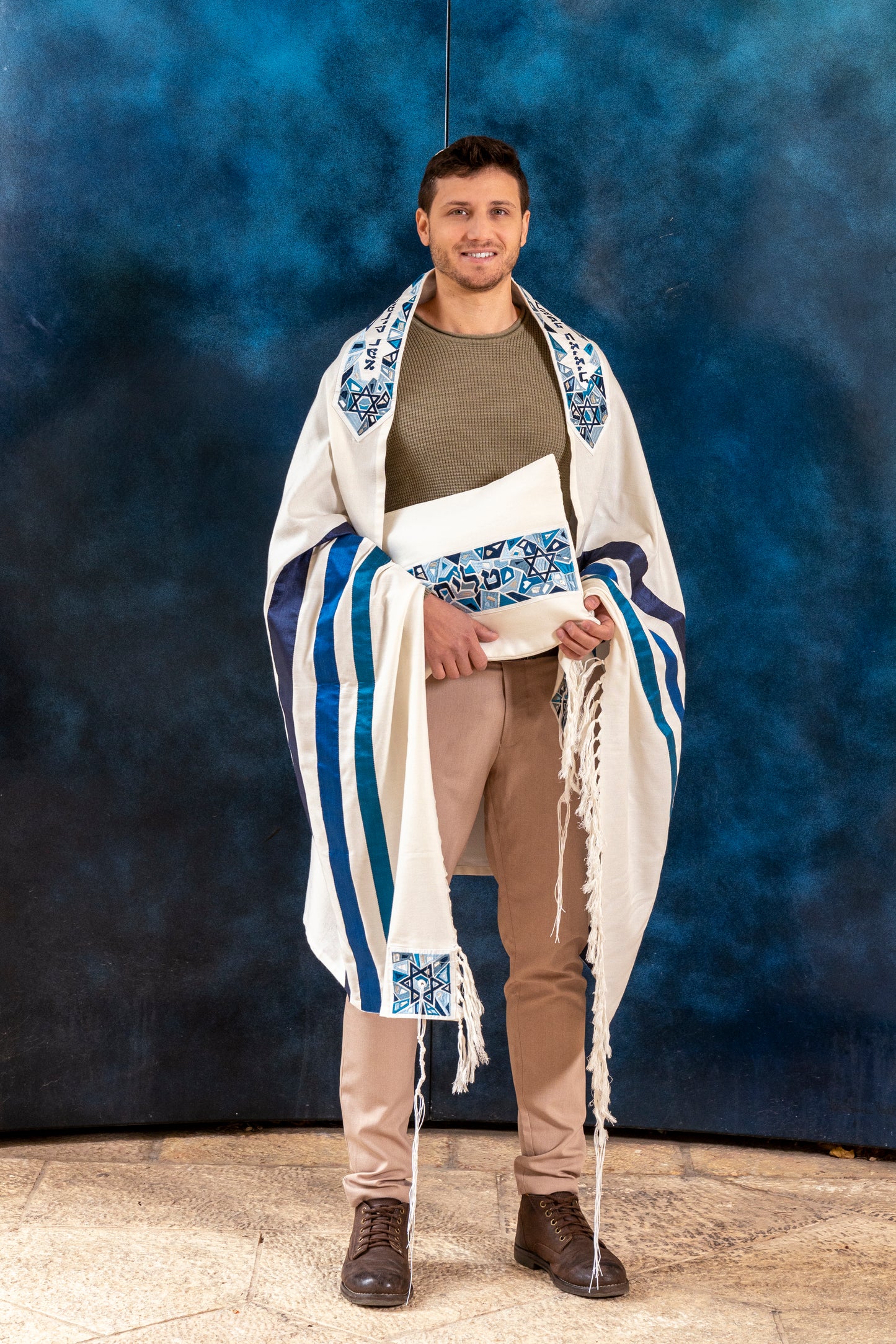 Large Embroidered Silk Tallit Set - Geometric Blue Magen David