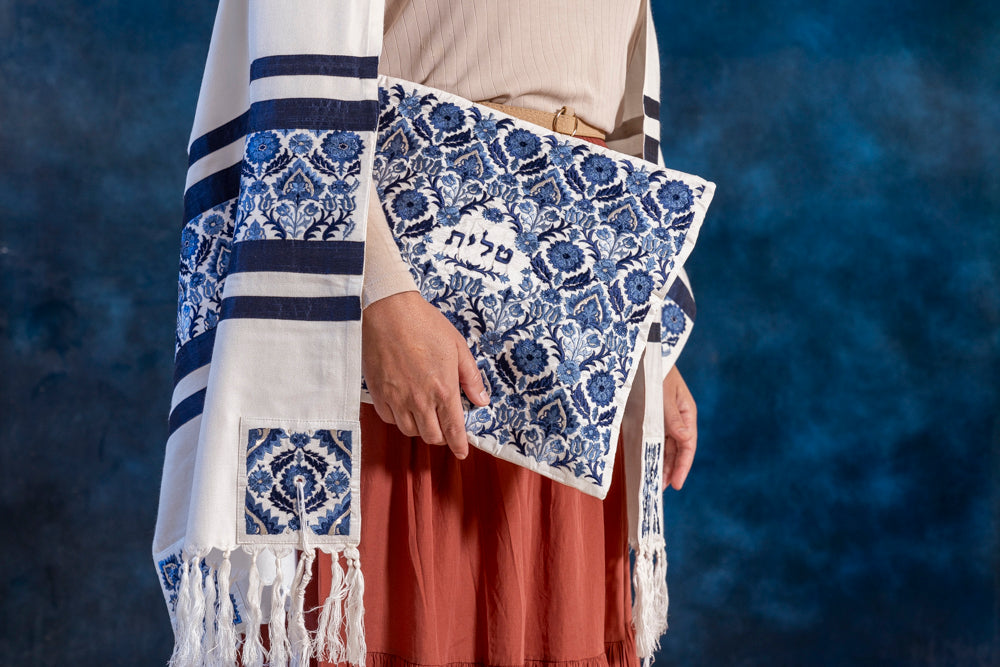 Silk Embroidered Tallit Set - Blue Oriental Pattern