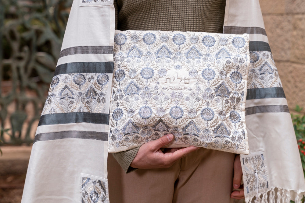 Silk Embroidered Tallit Set - Silver Oriental Pattern