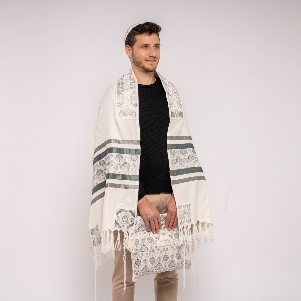 Silk Embroidered Tallit Set - Blue Oriental Pattern